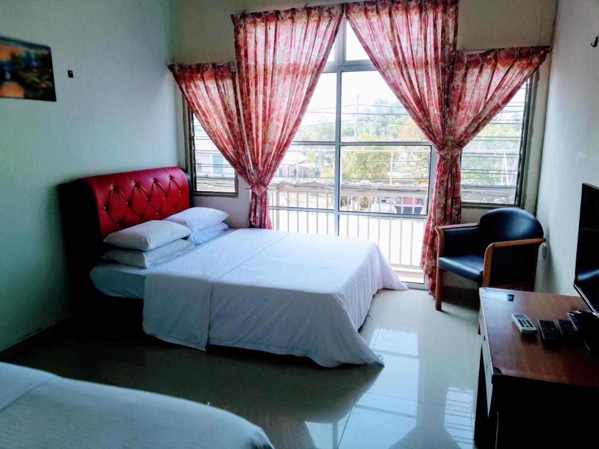 Daisyinn Budget Hotel Kuala Terengganu Kampong Gong Badak Exterior foto
